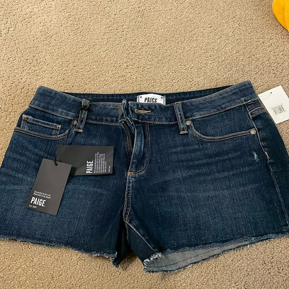 Paige denim shorts size 29 never worn